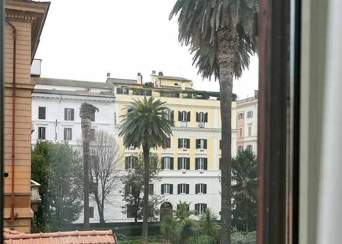 Capitolium Πανσιόν