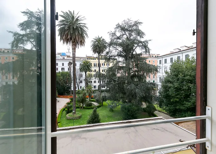 Capitolium Πανσιόν